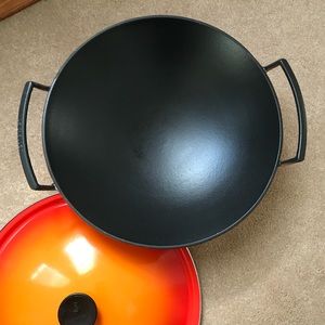 Le Creuset wok #36 flame